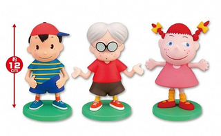Illustration for article titled Mother Action Figures Won't Need A Fan Translation